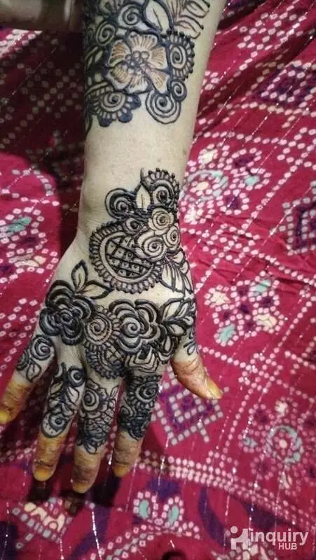 Saniya Mehndi Artists