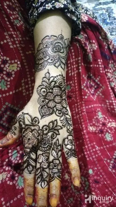 Saniya Mehndi Artists