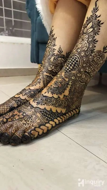 Ambreen Mehandi