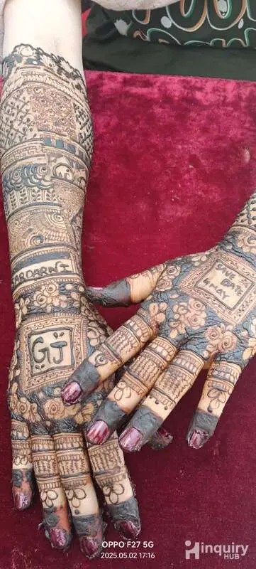 Tanu Mehendi Artist