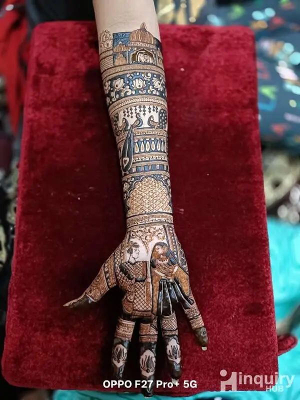 Tanu Mehendi Artist