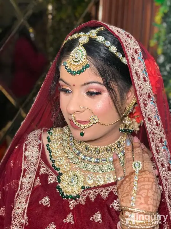 Reena Makeovers
