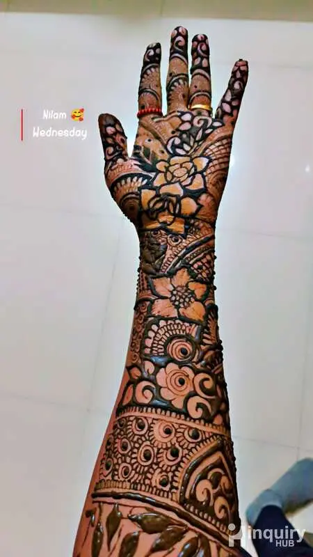 Nilam  Mehndi   Artists