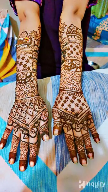 Nilam  Mehndi   Artists