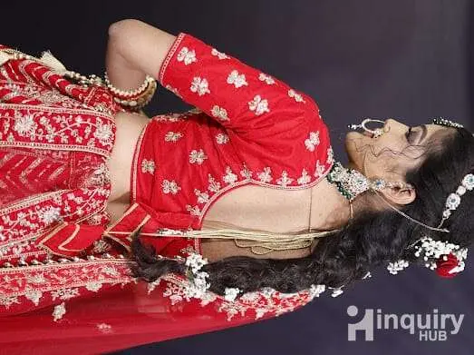 Sakshi Beauty Parlour