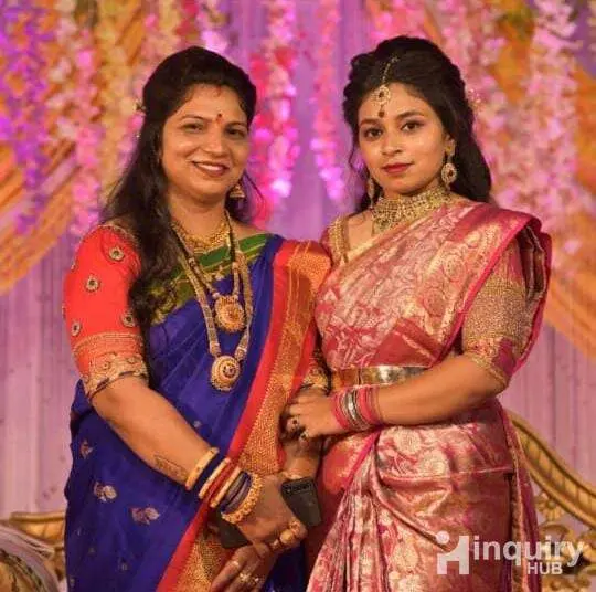 Shubhra Raut Makeup And Mehndi Artist