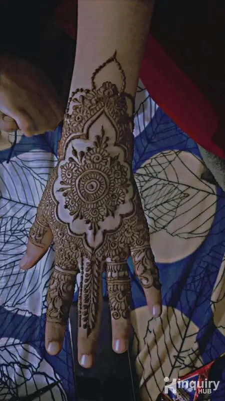 Iram Menhdi Artist
