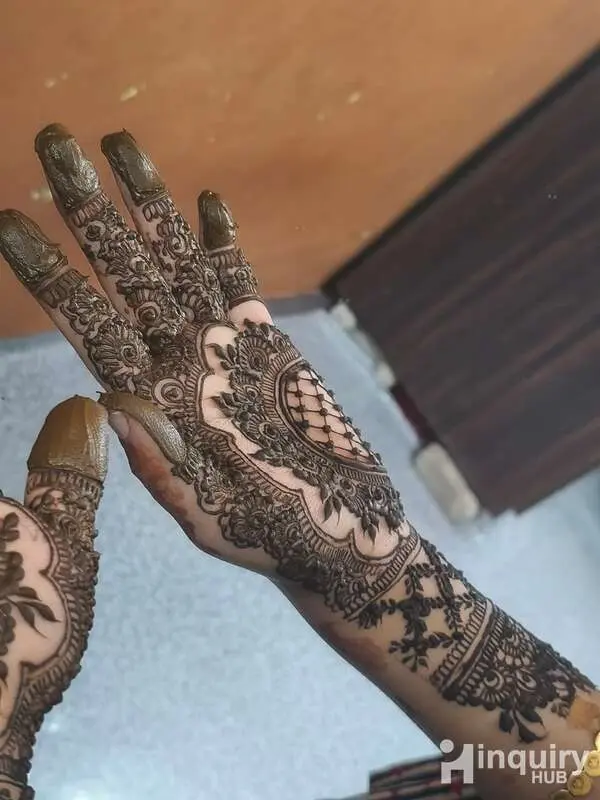 Saniya Mehndi Artistt
