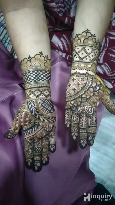 Asma Mehandi Artist