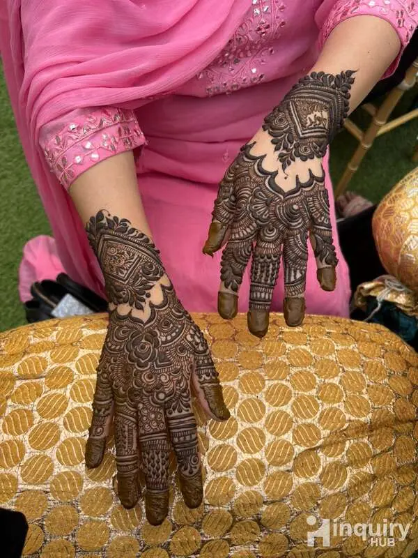 Asma Mehandi Artist