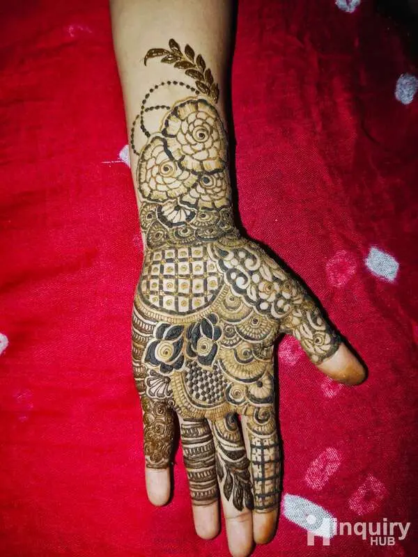 Firdos Mehndi Artist