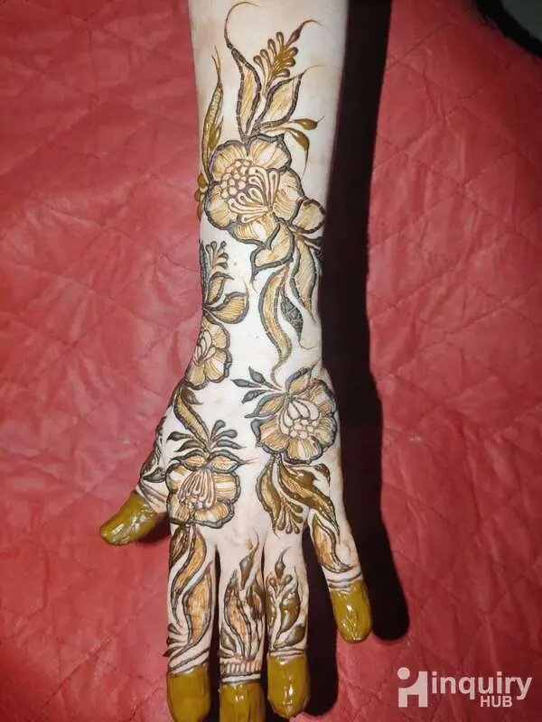 Firdos Mehndi Artist