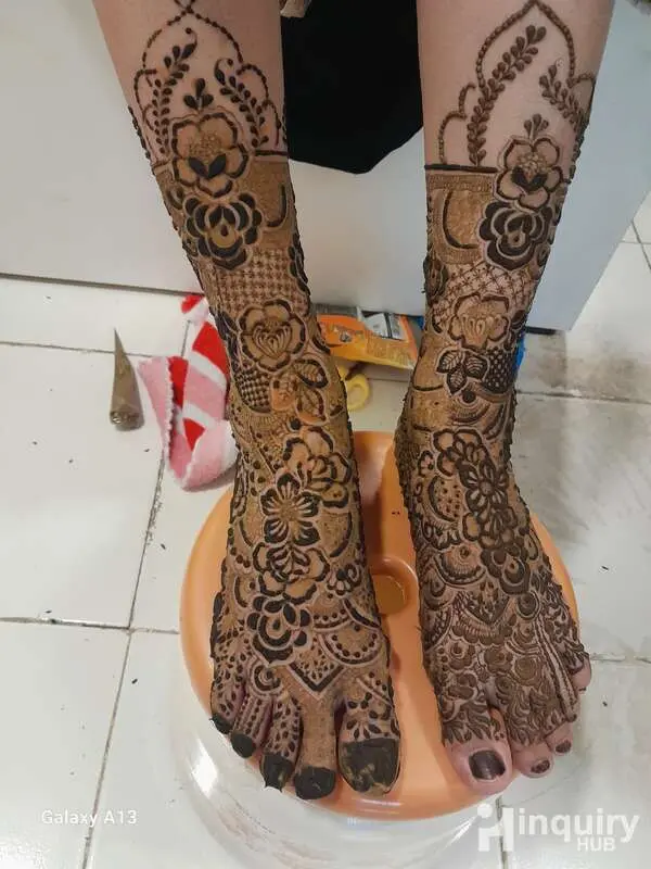 Firdos Mehndi Artist
