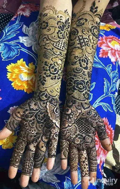 Firdos Mehndi Artist