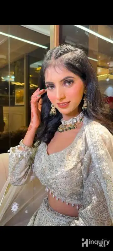 Gunnu Makeup Artist