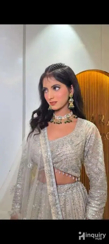 Gunnu Makeup Artist