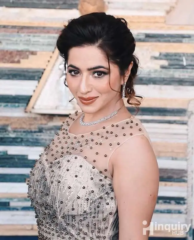 Glowbylaila