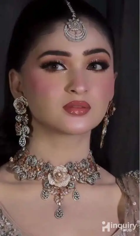 Fizaa Khanum Makeup Artist