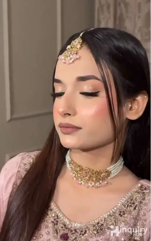 Fizaa Khanum Makeup Artist