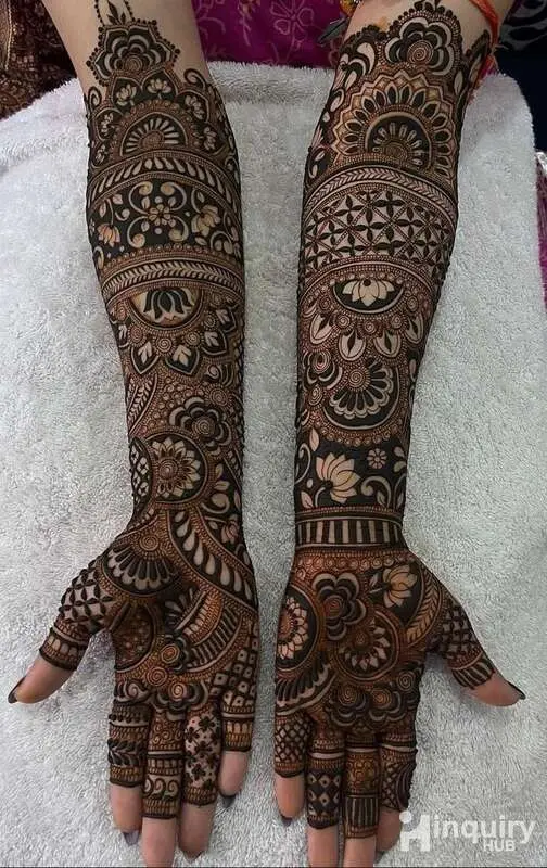 Zoya Professional Mehndi Artist