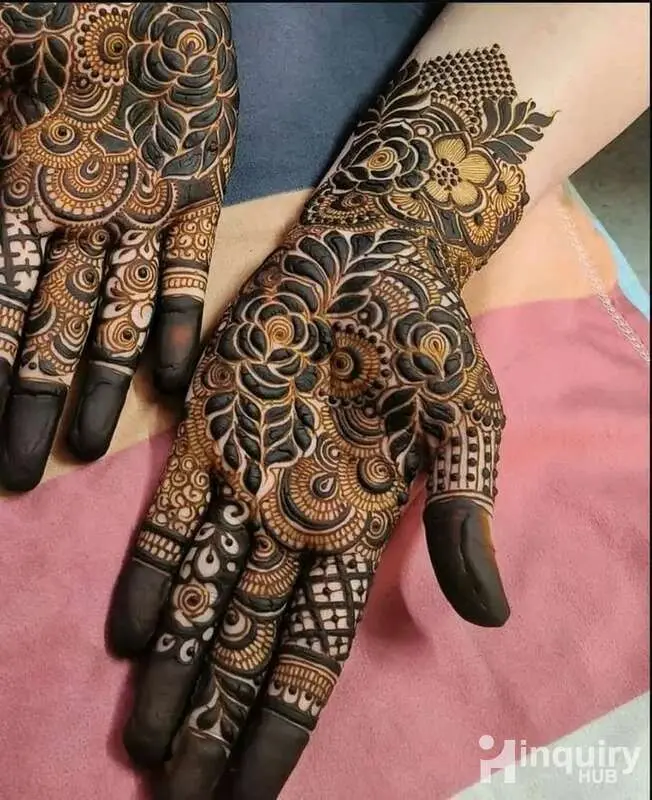 Zoya Professional Mehndi Artist