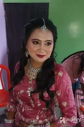 Simran  Makeup Artists