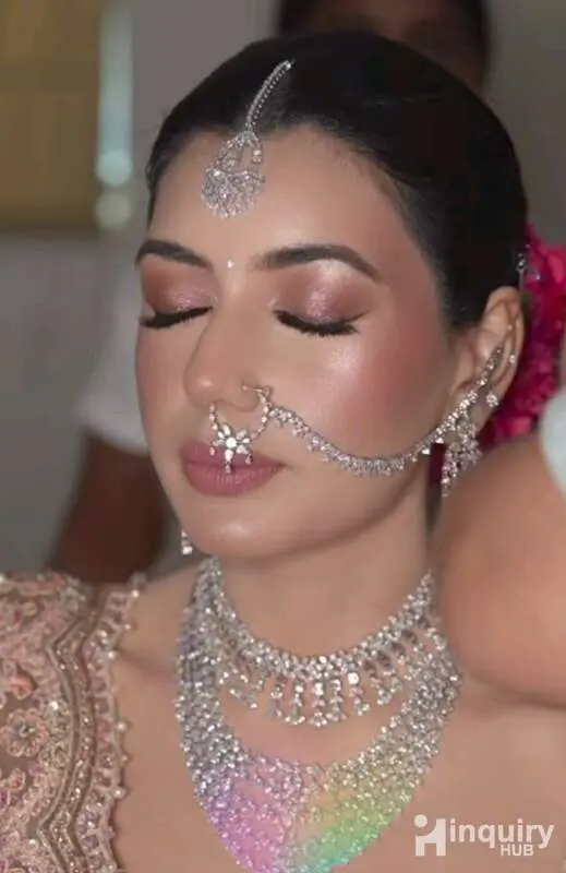 Professional Makeup Artist Zaara