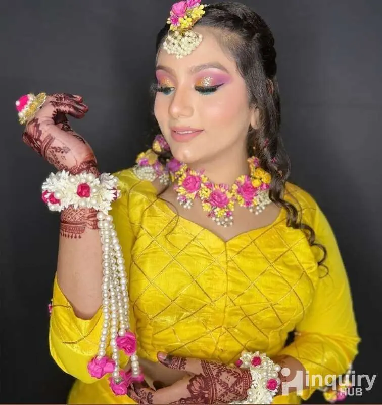 Professional Makeup Artist Zaara