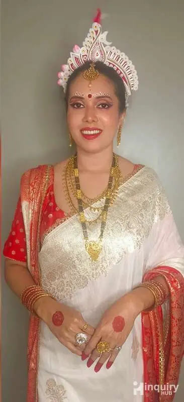 Professional Makeup Artist Zaara