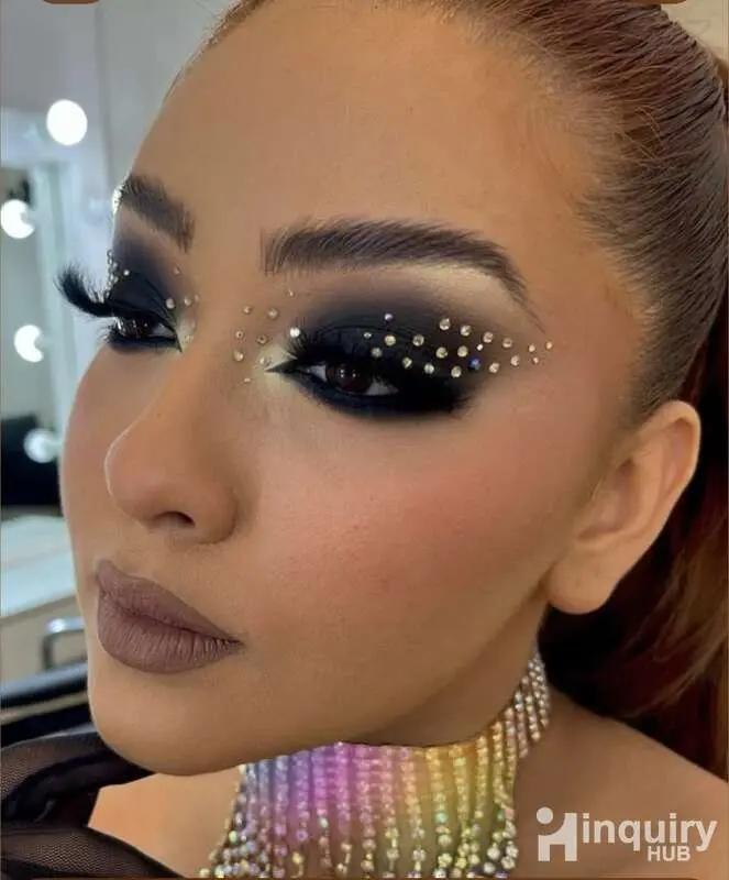 Professional Makeup Artist Zaara
