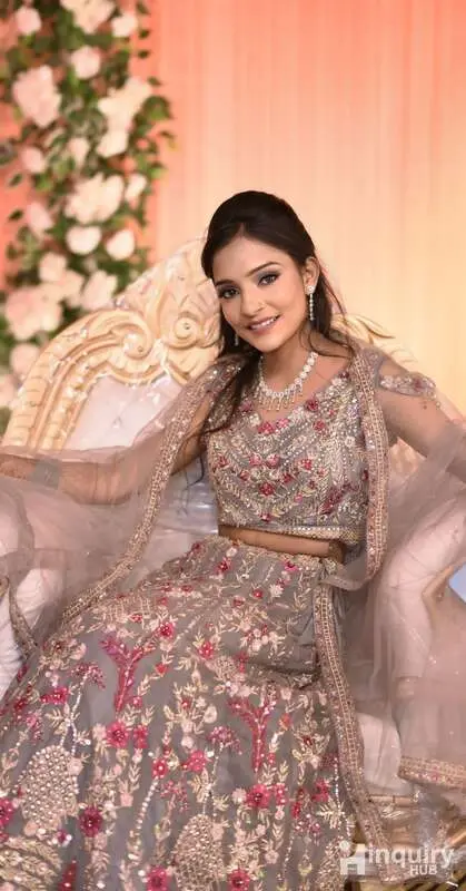 Pooja  Makeup Artist