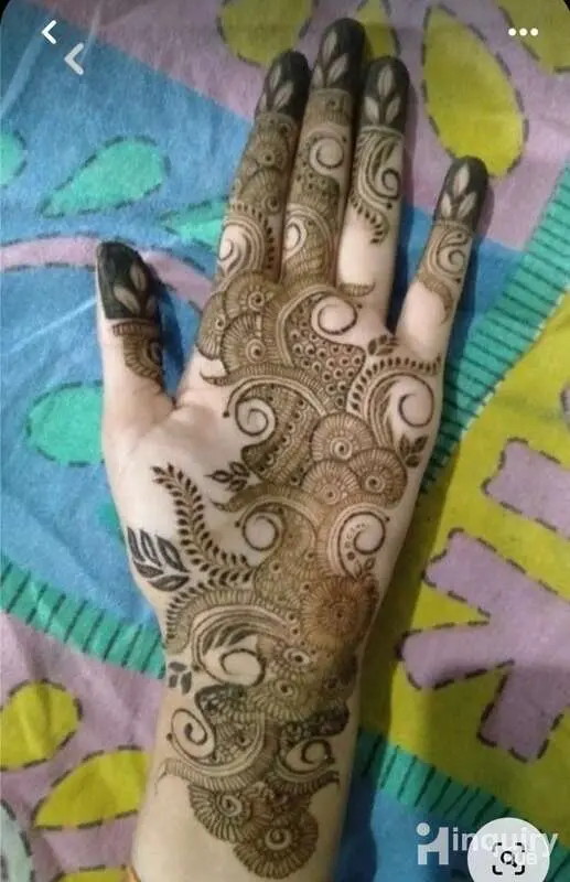 Asma Khan Mahdi Artist