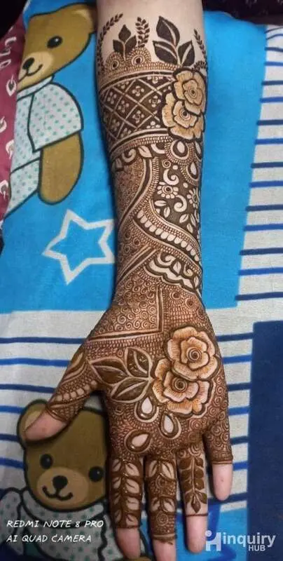 Asma Khan Mahdi Artist