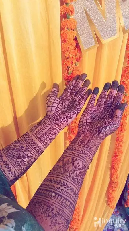 Asma Khan Mahdi Artist