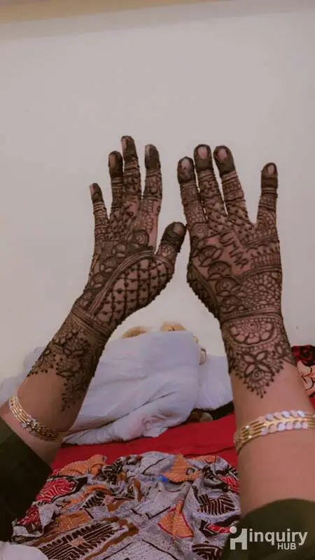 Asma Khan Mahdi Artist