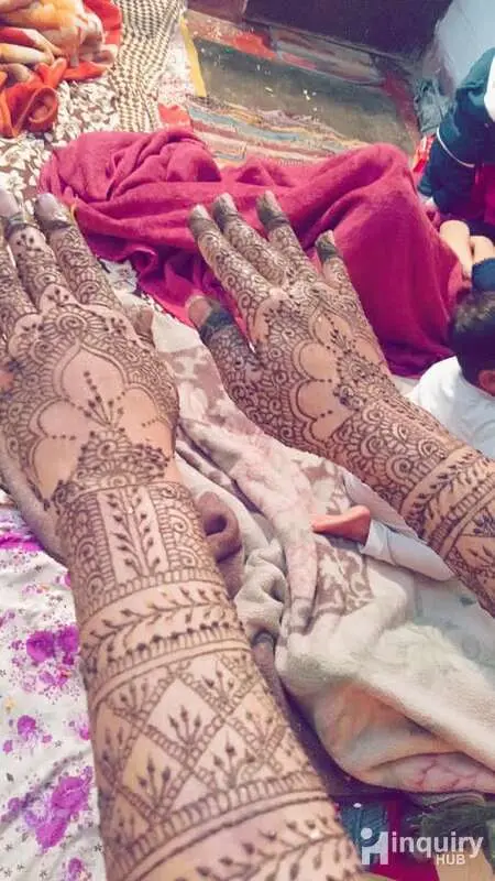 Asma Khan Mahdi Artist