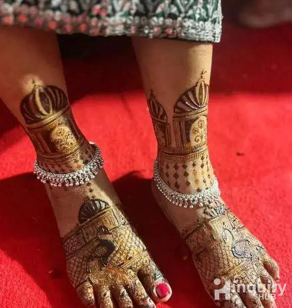 Ayasha Mehendi  Artist