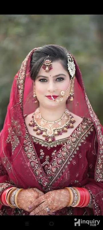 Freelancer  Makeup  Artist