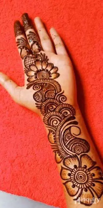 Ayasha Mehendi  Artist