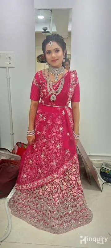 Laxmi Beautician   Makeup Artist