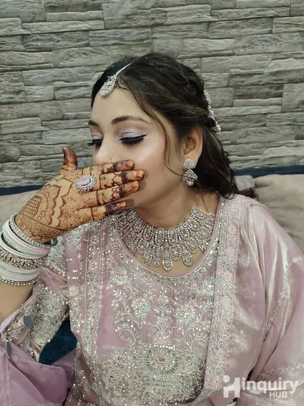 Fezy Makeup Artist