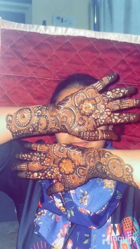 Mehndi  Artis Foziya
