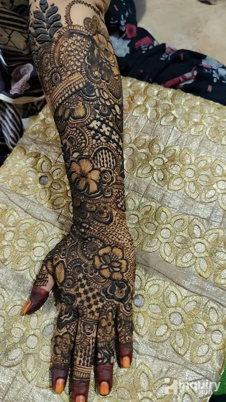 Mehndi  Artis Foziya