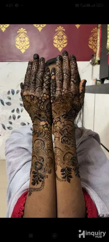 Mehndi  Artis Foziya