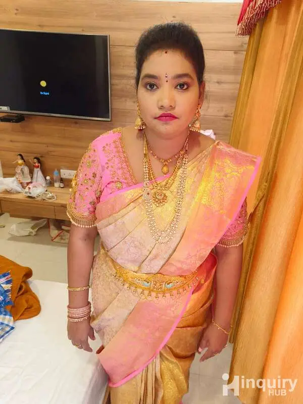 Sreya Guntur Makeup Artist