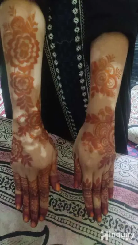 Saisha  Mehendi Artists
