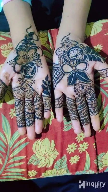Saisha  Mehendi Artists