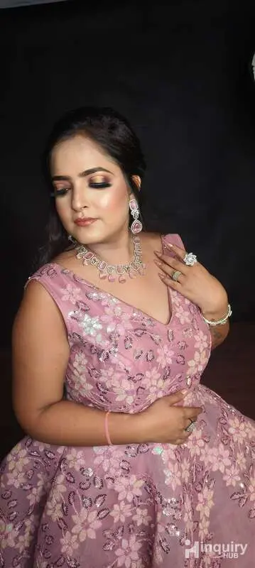 Vashu Professional Makeup Artist