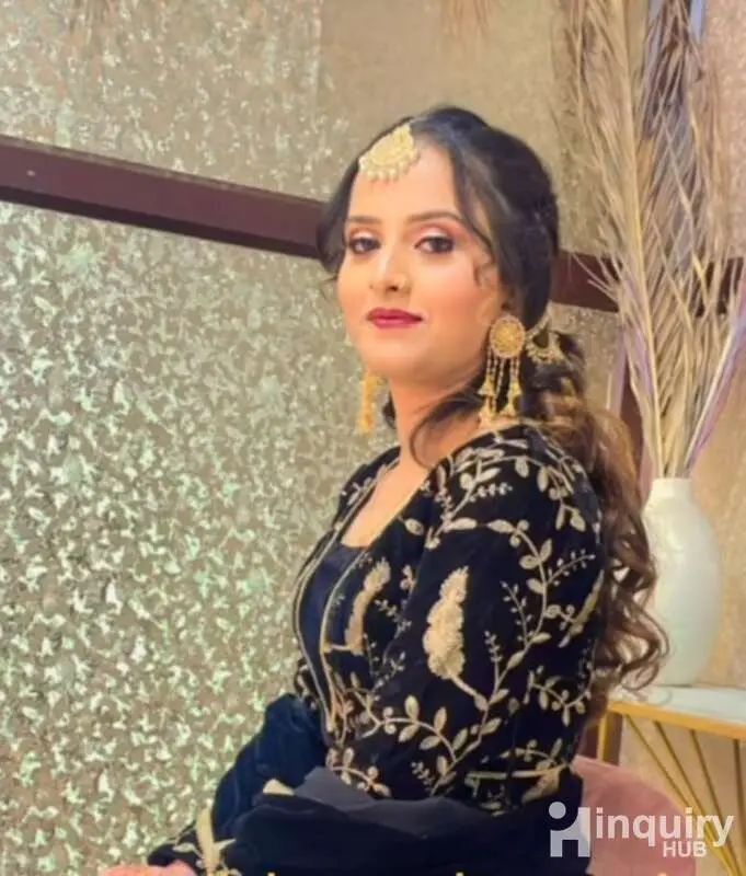 Kaur's Glow Makeup