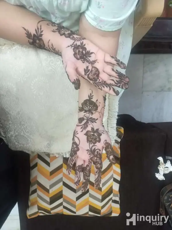 Syeda Fatima  Mehndi Artists